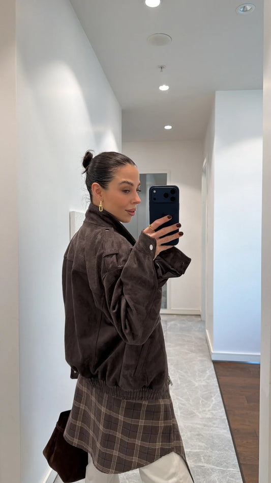 جاكيت بومبر من جلد الغزال المدخن