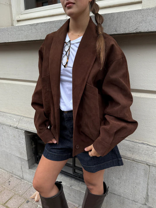 جاكيت بومبر بني اللون من بانديرا