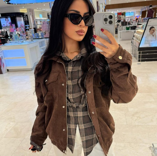 جاكيت بومبر من جلد الغزال البني