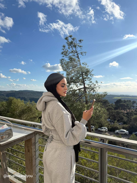 طقم كامل من أرفيرنا سناتشينغ غراي