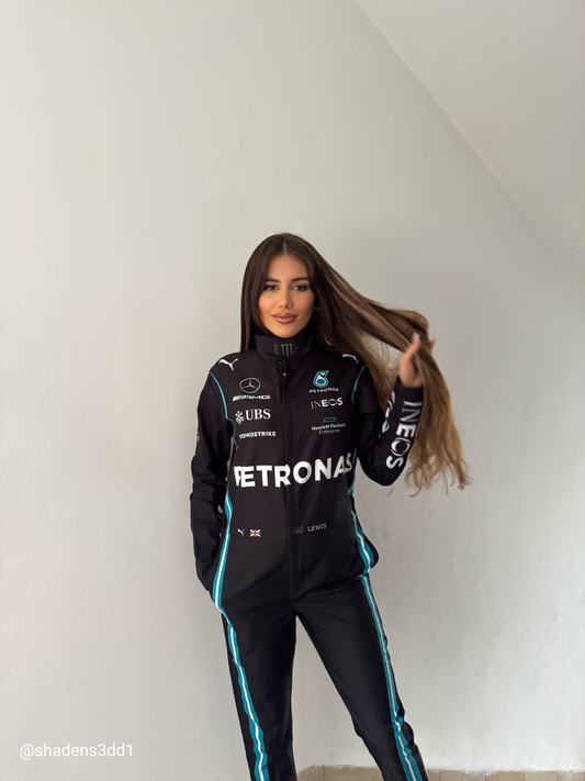 بدلة سباق مرسيدس للفورمولا 1