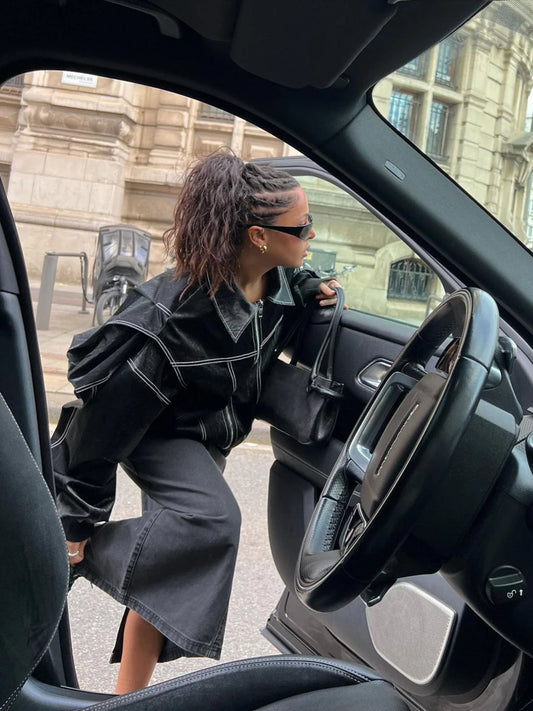 جاكيت أسود متباين الحجم من أرفيرنا