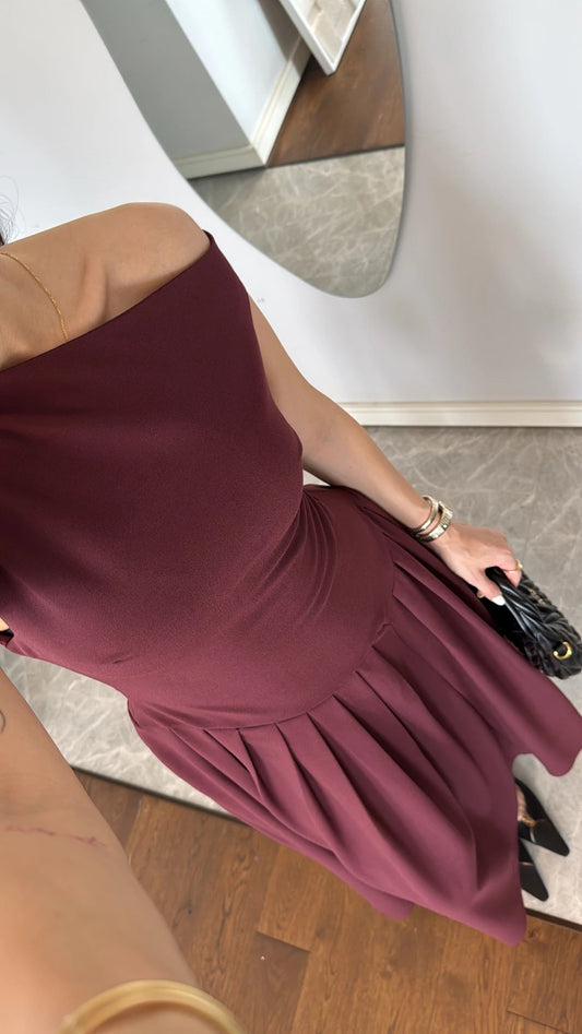 Asymmetrical Low Neck Sleeveless Long Dress