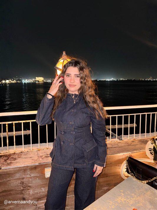 بدلة جينز هيلينز باللون الأزرق الداكن