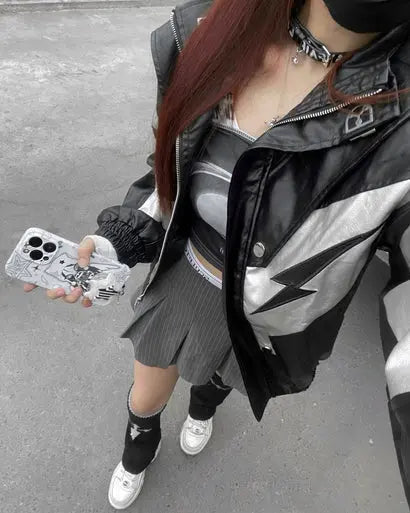 سترة زيوس الجلدية السوداء