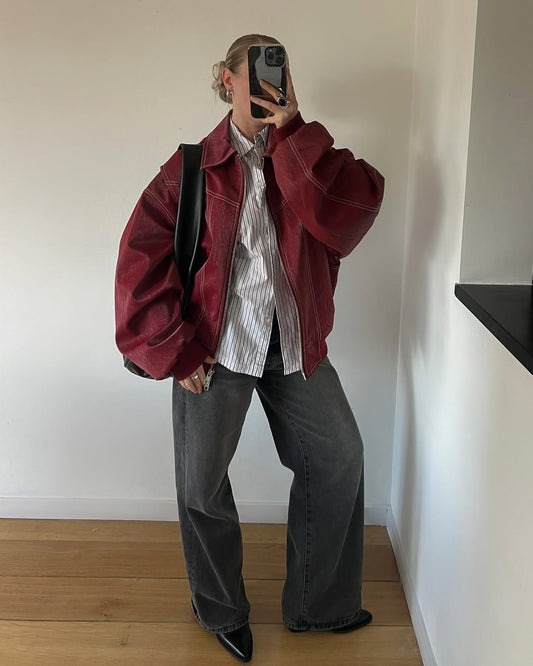 سترة حمراء كبيرة الحجم من أرفيرنا