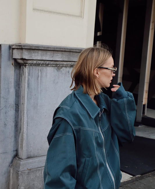 جاكيت أرفيرنا كبير الحجم بلون أخضر داكن متباين