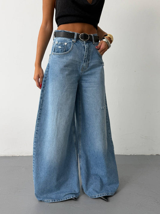 High-Waisted Balloon Wide-Leg Jeans