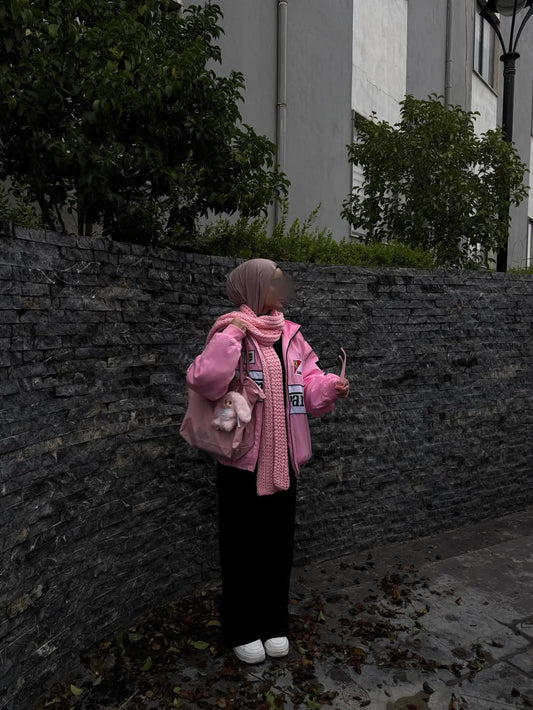 سترة فورمولا فيراري F1 الوردية