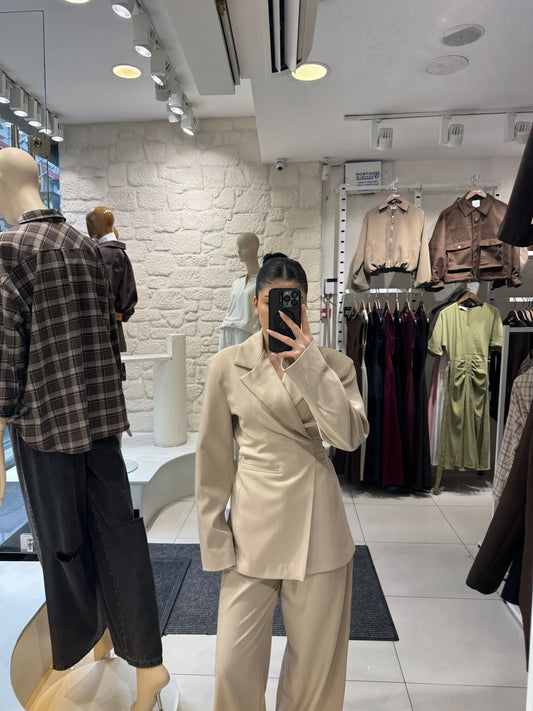 Elegant Beige 2 Piece Suit