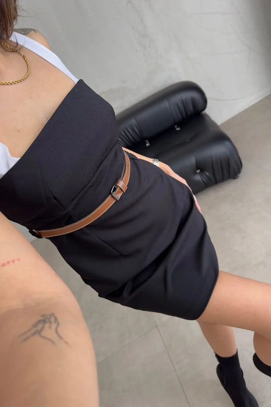 فستان ديفون الأسود بحزام