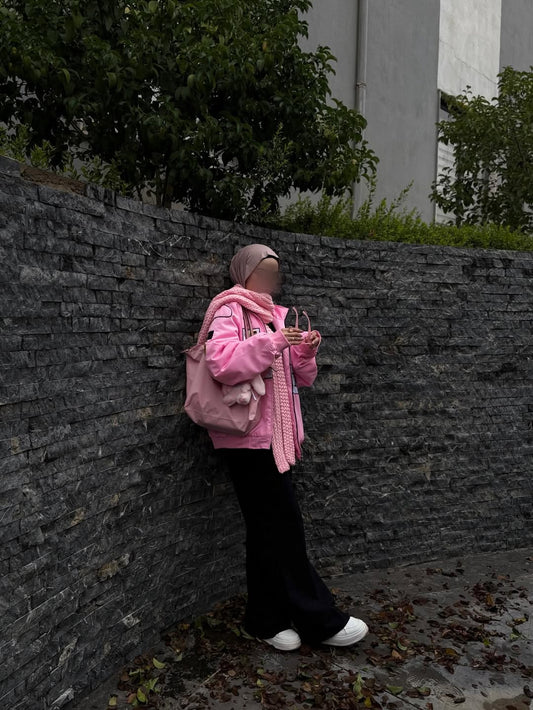 سترة فورمولا فيراري F1 الوردية