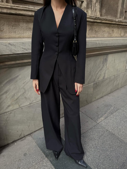 The Turika Black 3-Piece Set