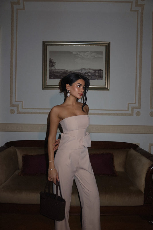 Johanna Suit
