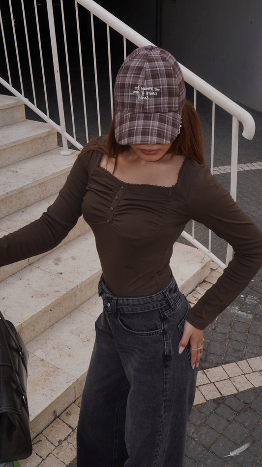 Arverna Lace Tie Ruched Top