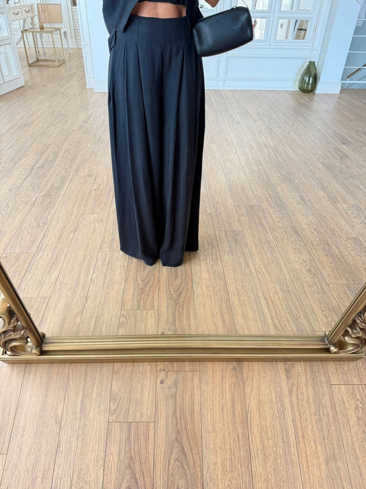 Timeless Black Comfort Summer Set