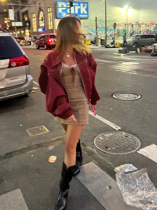 سترة حمراء كبيرة الحجم من أرفيرنا