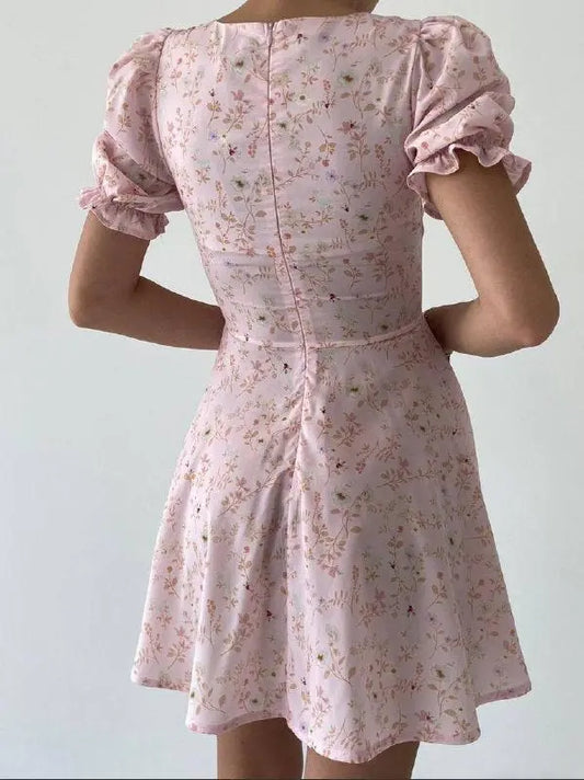 فستان قصير محظوظ