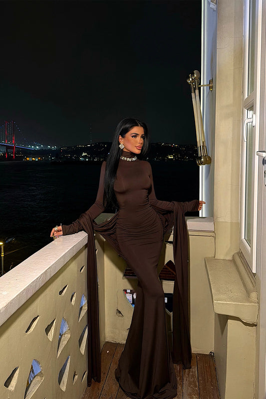 فستان أركوا بلون القهوة الداكنة