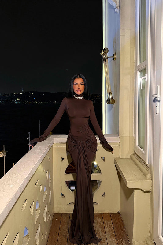 فستان أركوا بلون القهوة الداكنة