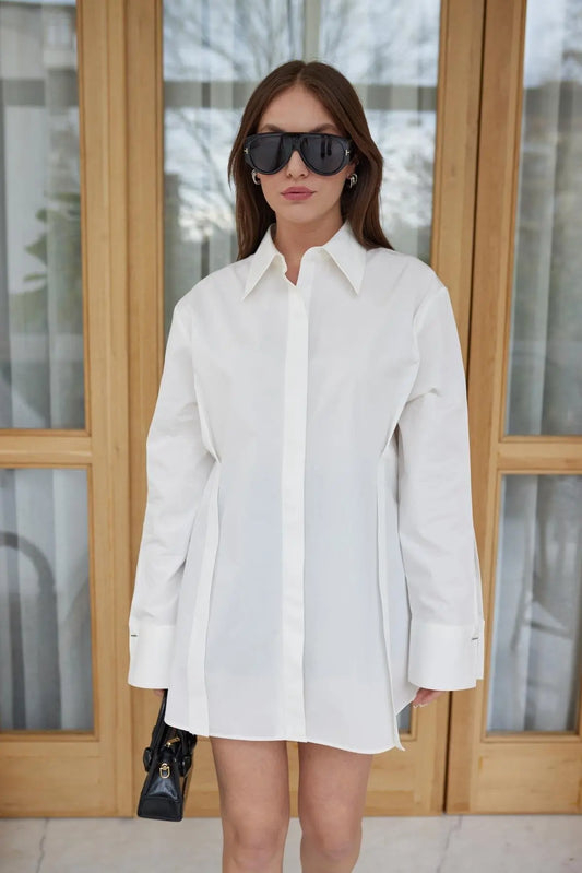 قميص قطني مطوي