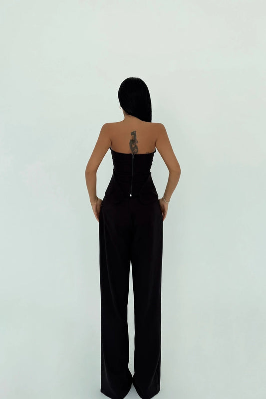 Johanna Suit