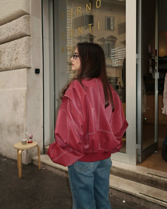 سترة حمراء كبيرة الحجم من أرفيرنا