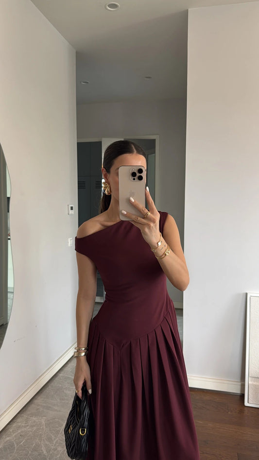 Asymmetrical Low Neck Sleeveless Long Dress