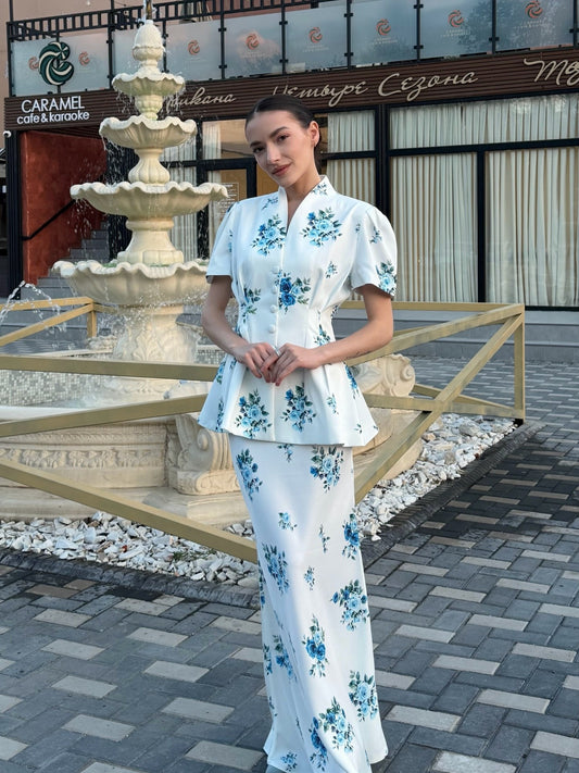 Reveal Blue Floral Patterned Scarf 3-Piece Suit