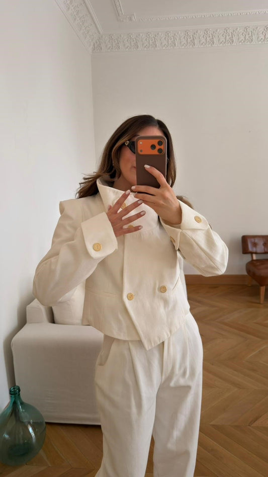 Off-White High Neck Set