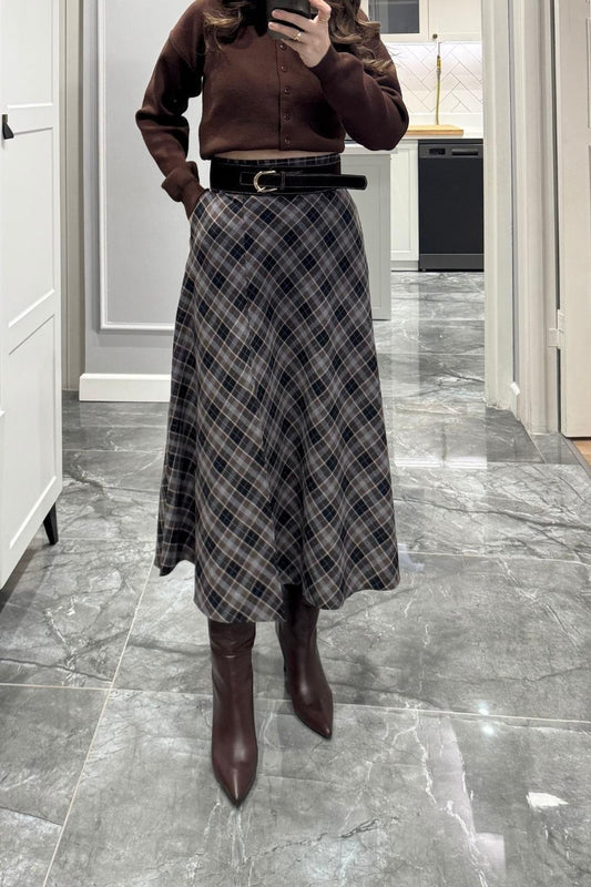 Slit Black Plaid with SUEDE Belt Skirt