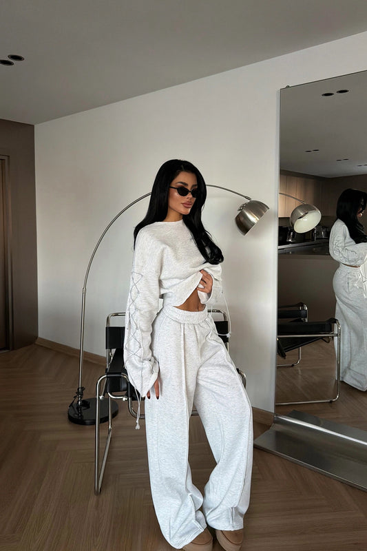 بدلة رياضية رمادية من ماسيجو