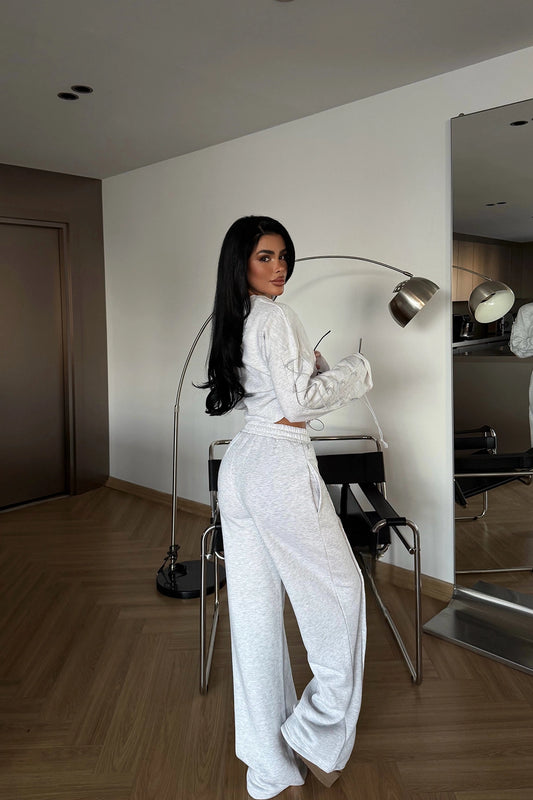 بدلة رياضية رمادية من ماسيجو