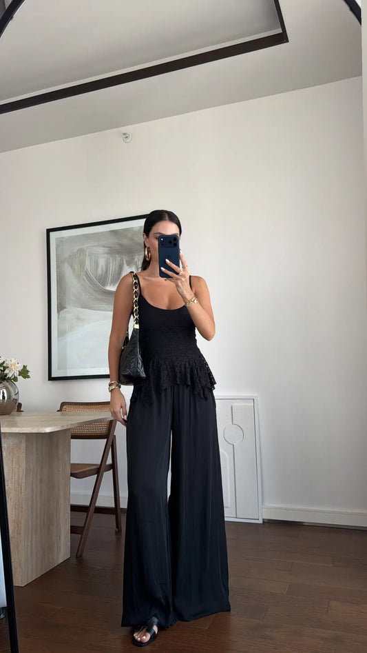 HIGH-WAISTED LOOSE-FIT PANTS