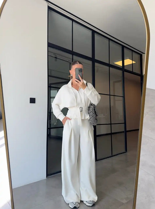 طقم واسع الساقين بتفاصيل حزام