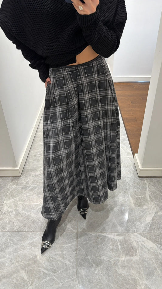 PLAID PATTERNED MIDI SKIRT
