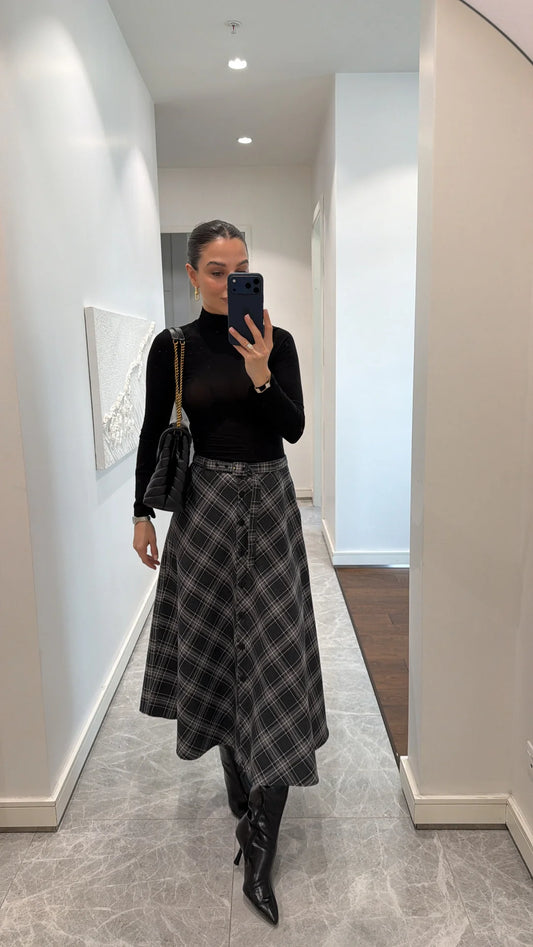 BELTED PLAID SKIRT