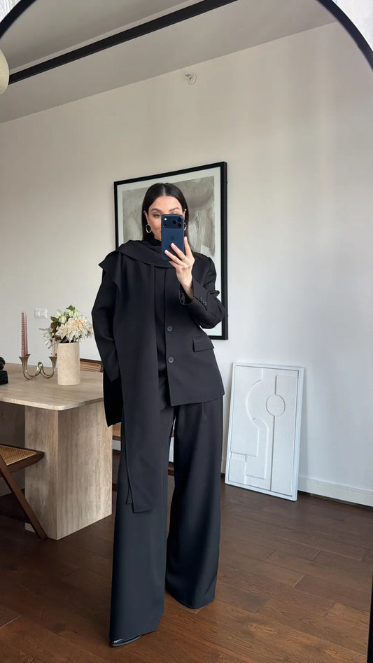 BLACK SHAWL DETAIL SET