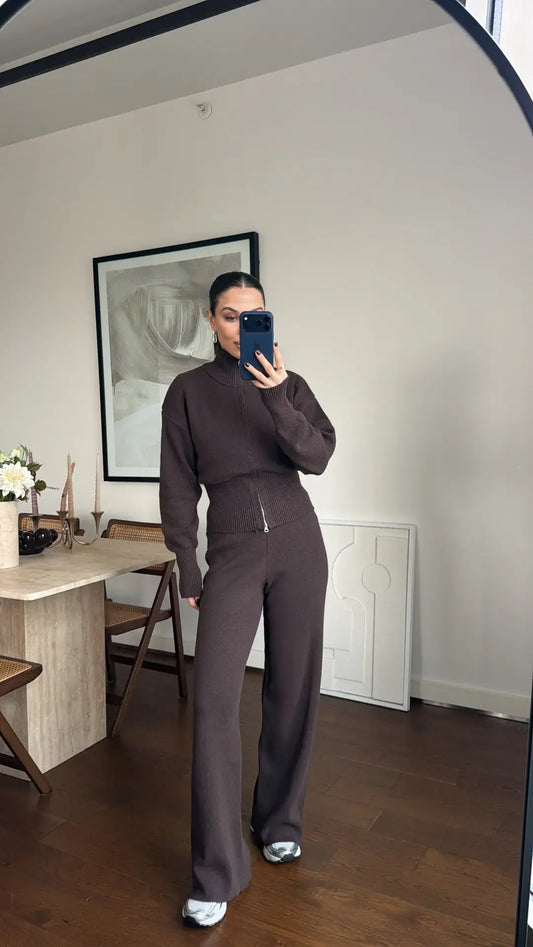 Sculpted Waist Knit Set