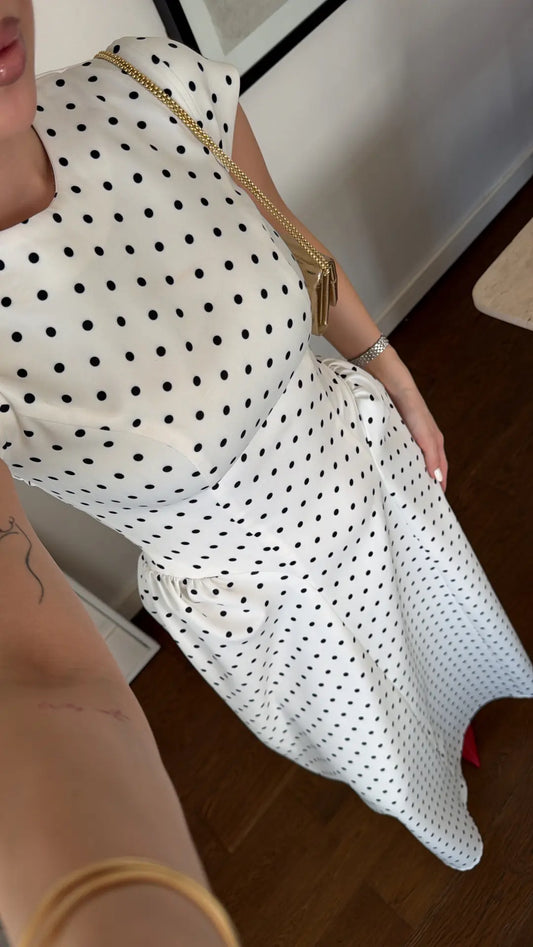 WAIST-FITTED POLKA DOT DRESS