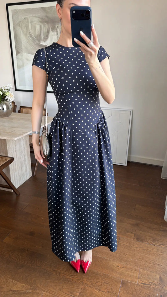WAIST-FITTED POLKA DOT DRESS