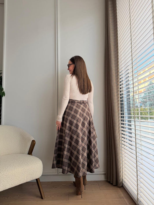 BELTED PLAID SKIRT
