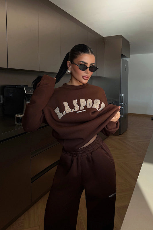 بدلة رياضية من براون إي سبورت