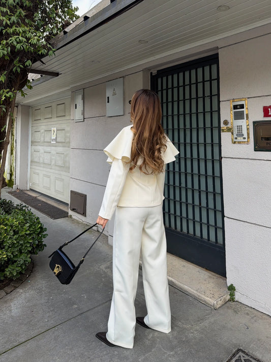 Off-white Cape Detail Set