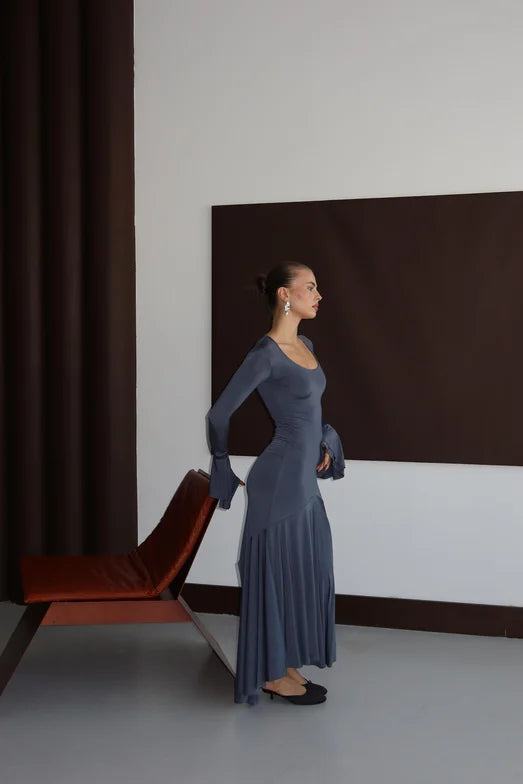 Eva with Flounce Sleeves Dress