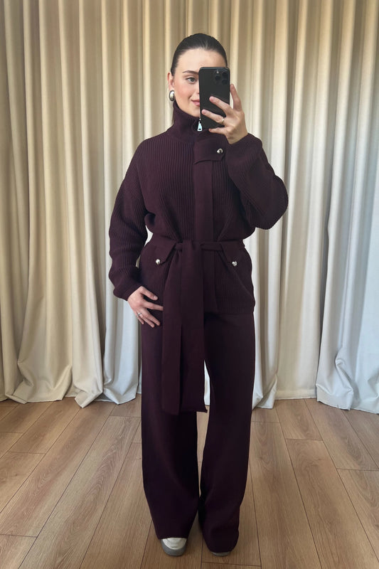 STAND-UP COLLAR BELTED KNITWEAR SET