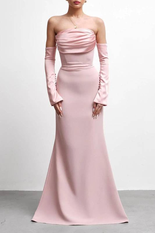 فستان سهرة بأكمام من الساتان الوردي الفاتح من علياء