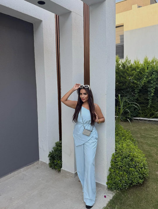 طقم بلوزة بحمالة كتف واحدة