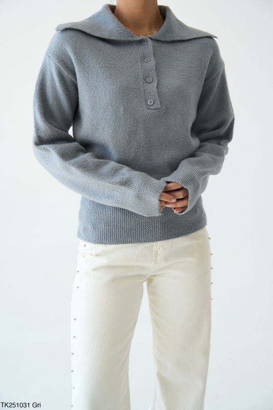 كنزة محبوكة مضلعة