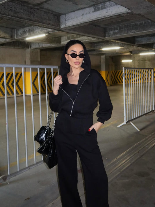 طقم بغطاء رأس وسحاب